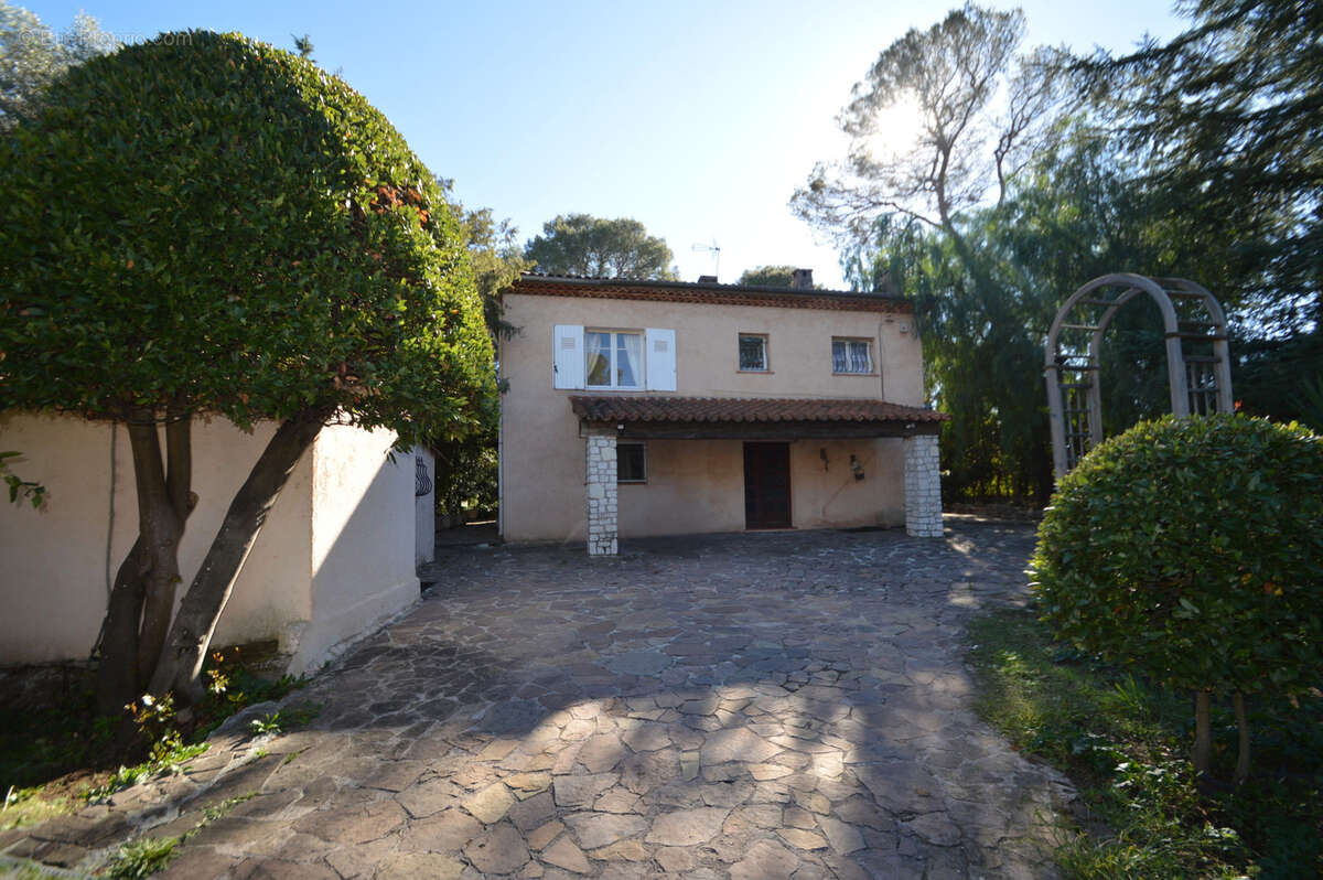 Maison à SAINT-RAPHAEL