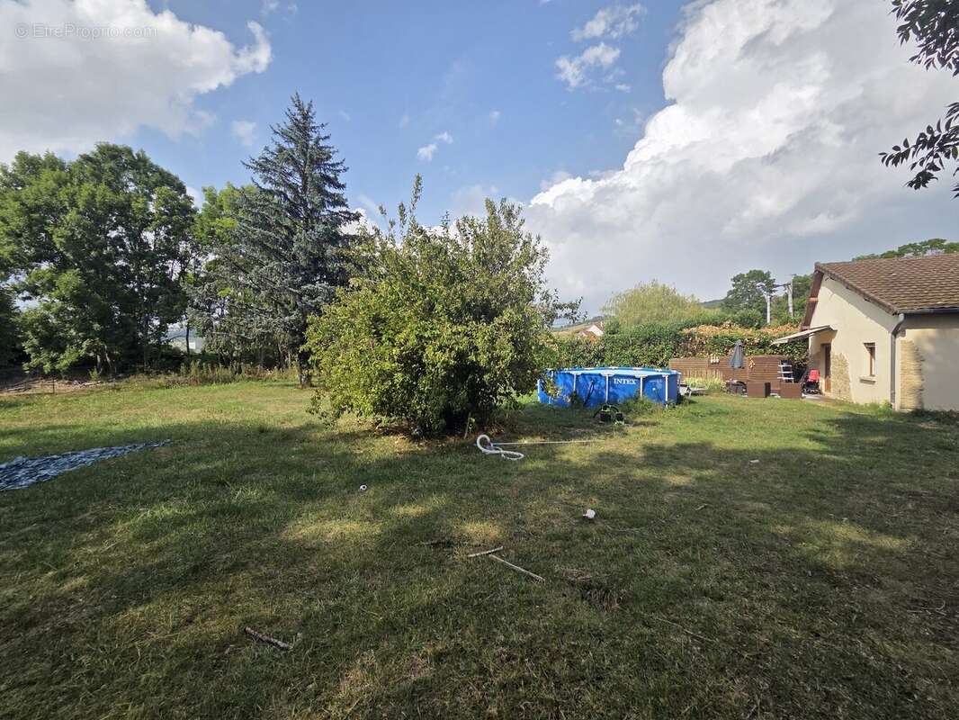 Maison à LA ROCHEPOT