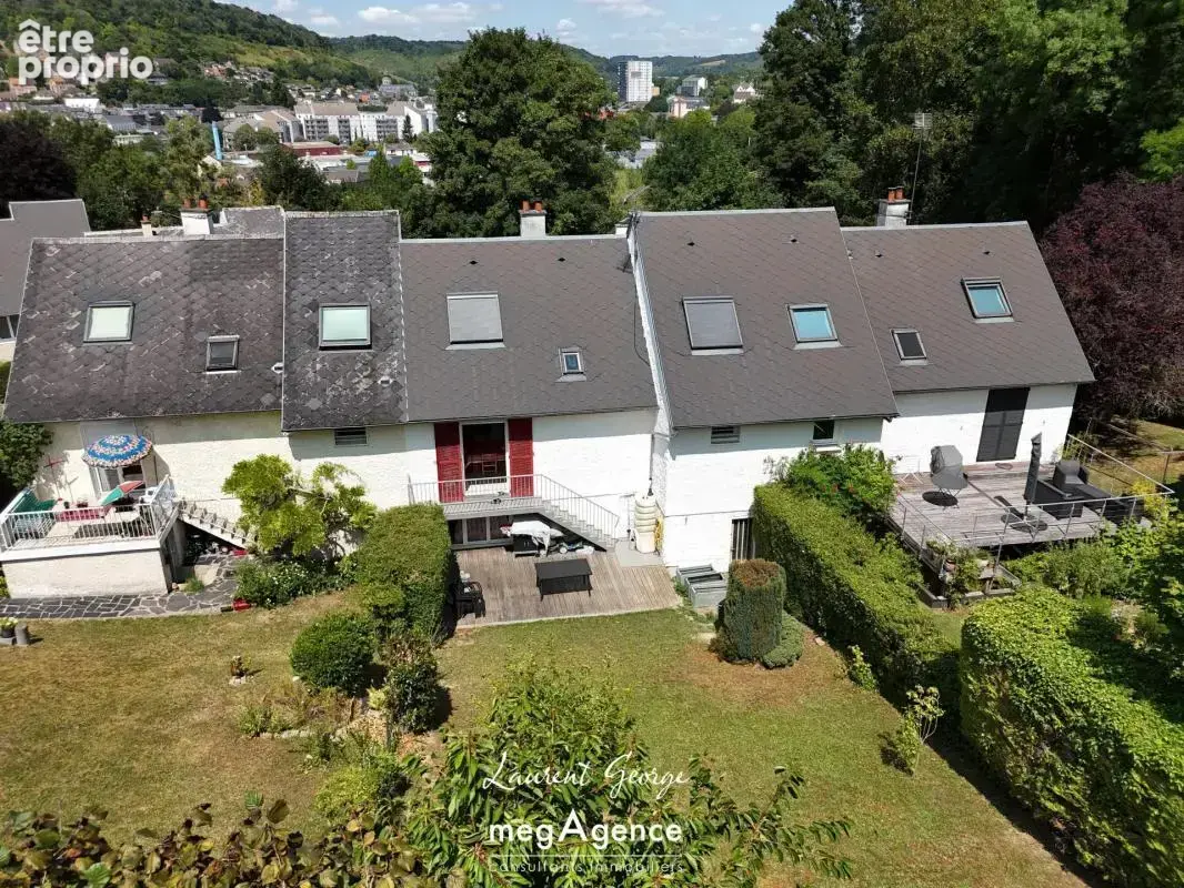 Maison familiale, jardin, garage double - photo 16