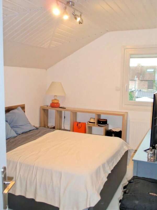 Maison 77 m² à Carvin  - photo 7