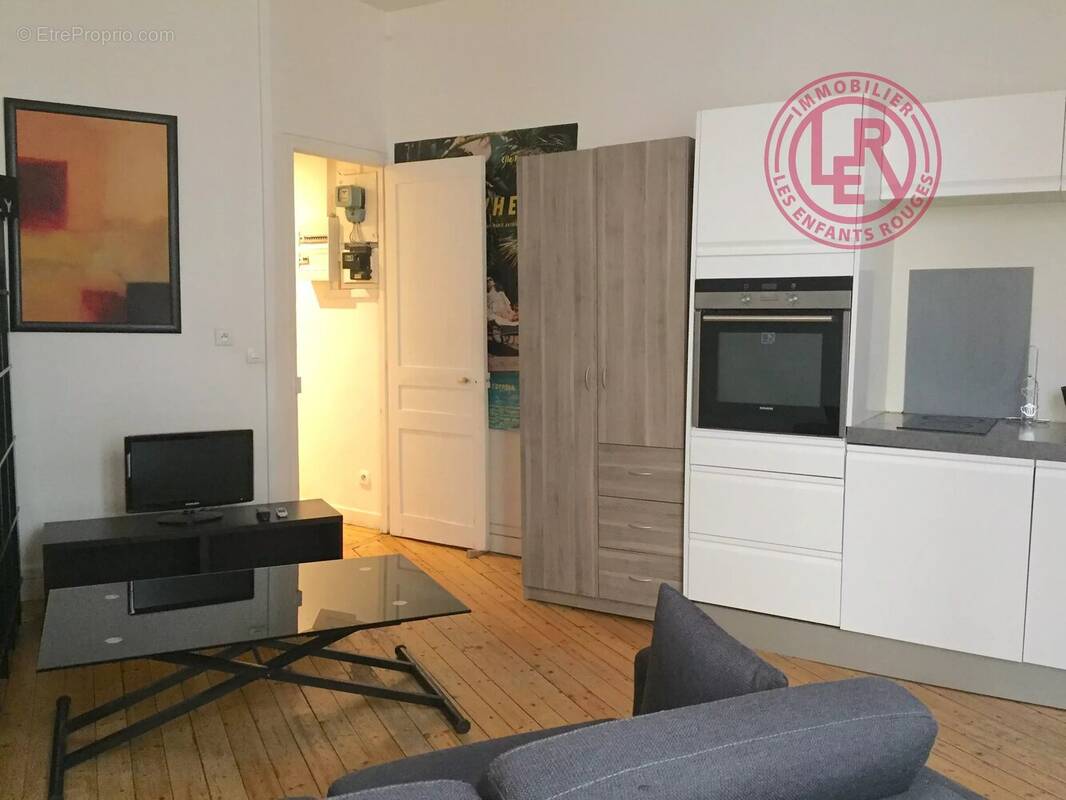 Appartement à PARIS-3E
