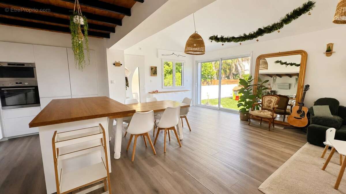 Maison 110 m² à Aubagne  - photo 5