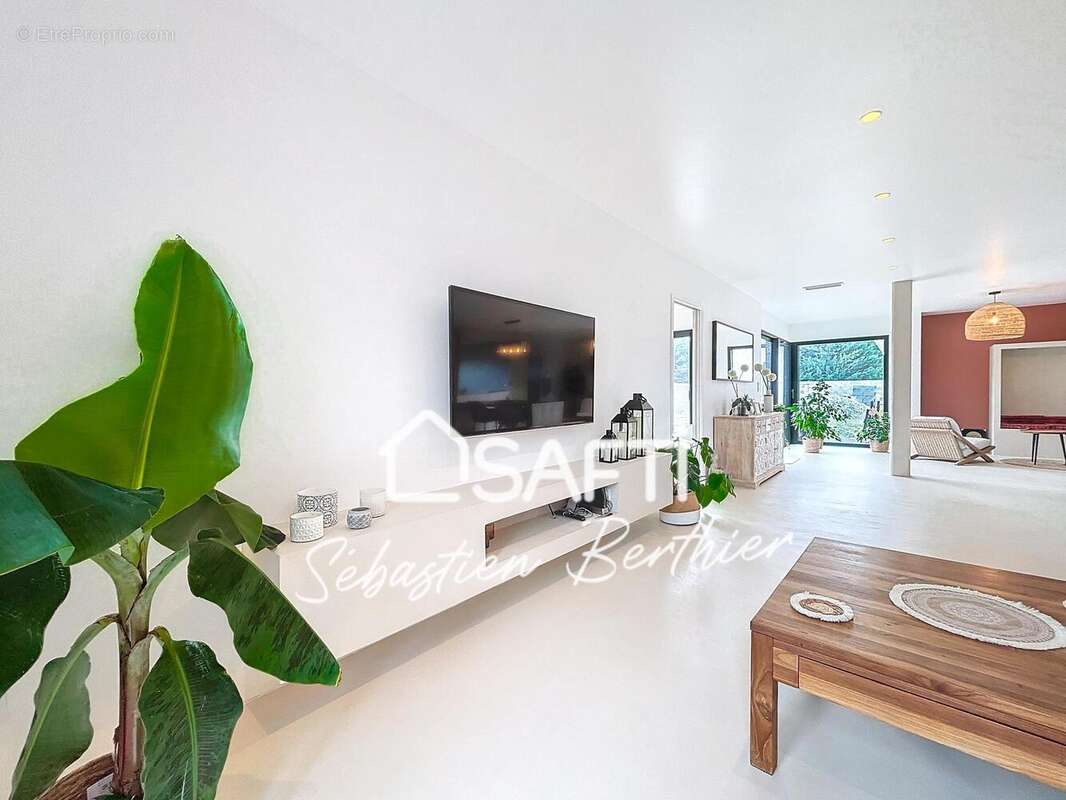 Photo 4 - Maison à SAINT-SULPICE