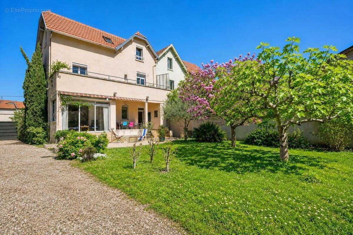 Maison à LYON-3E