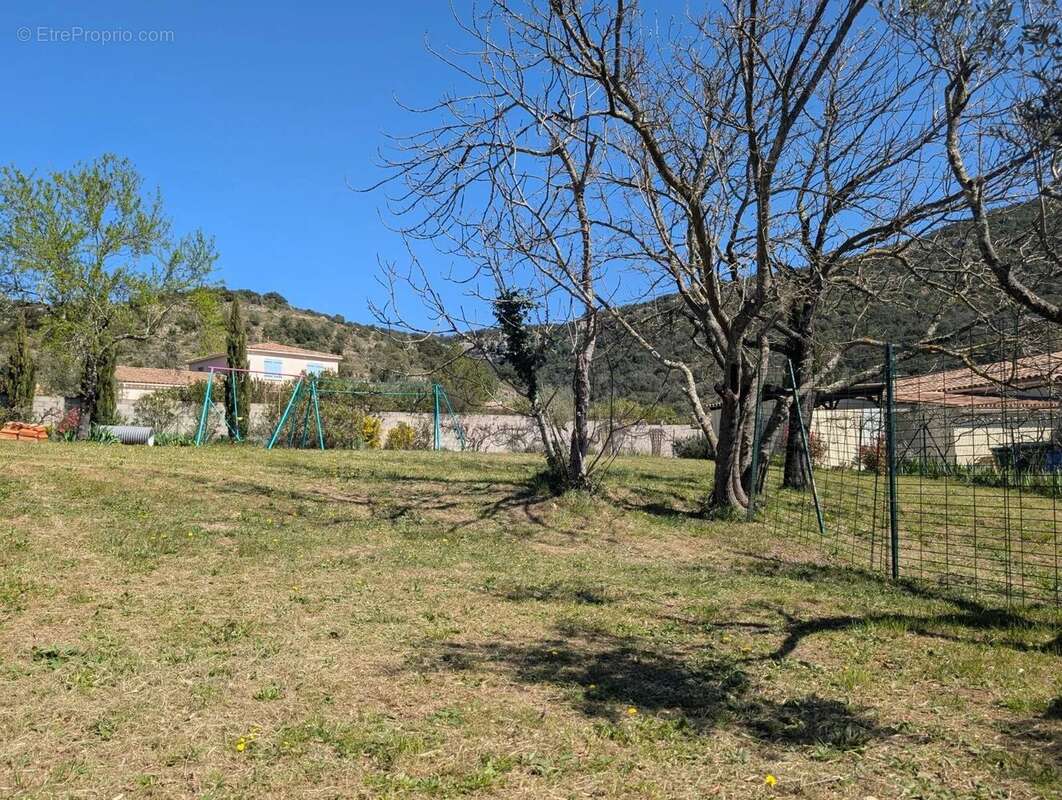 Maison à SAINT-BRES