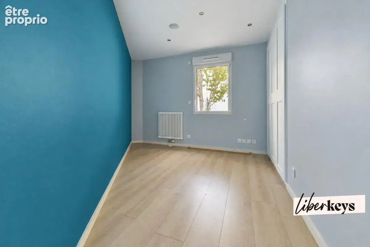 58 m² avec terrasse, actuellement en cabinet médical - photo 3