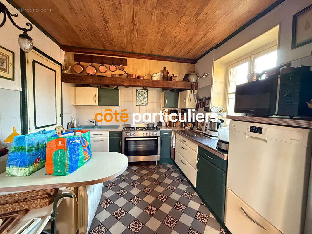 Maison à SAINT-AMAND-MONTROND