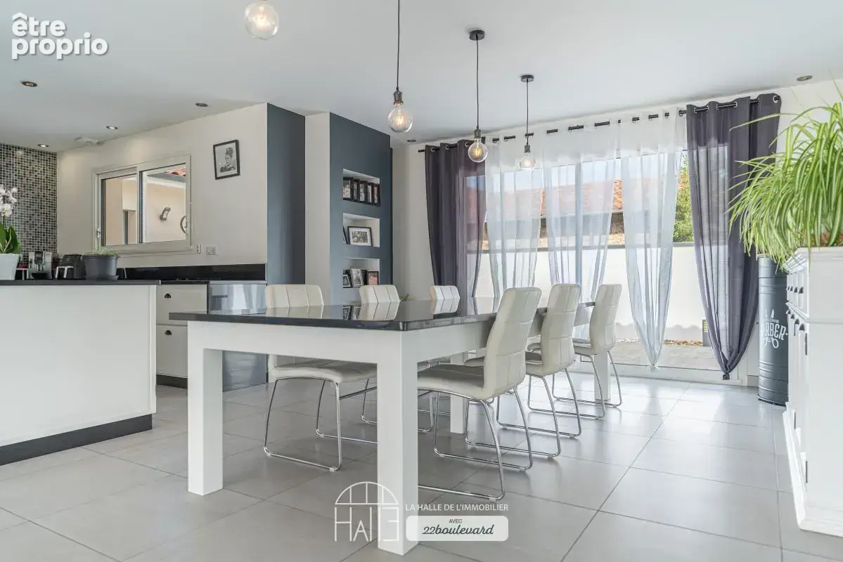 Maison 250 m² à Le Vigen  - photo 22
