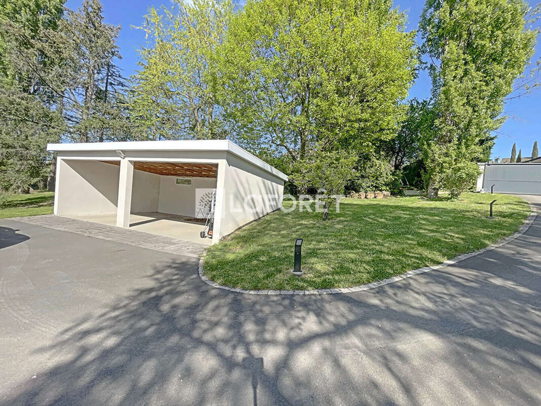 Maison à LA FOUILLOUSE