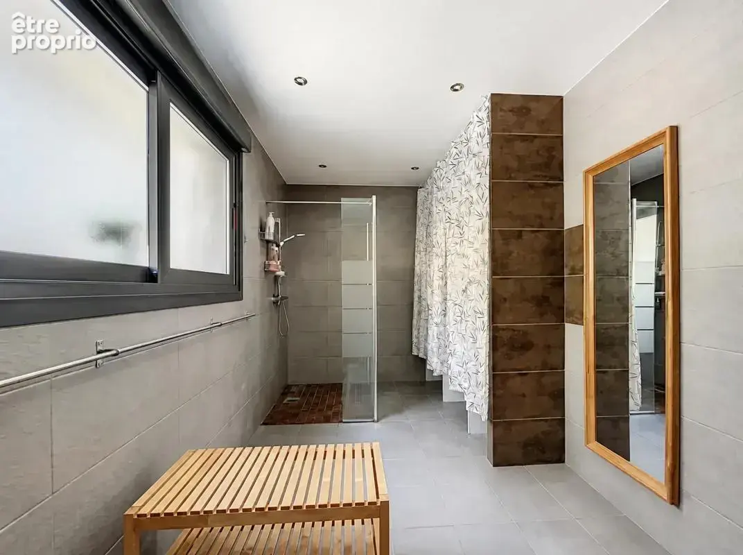 Maison de 9 pièces de 230 m² à Lahonce - photo 7