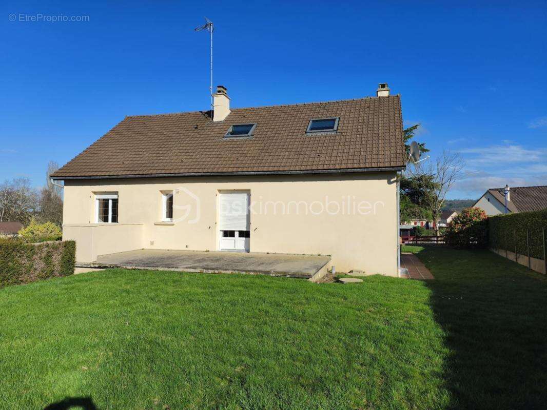 Maison à PRE-EN-PAIL