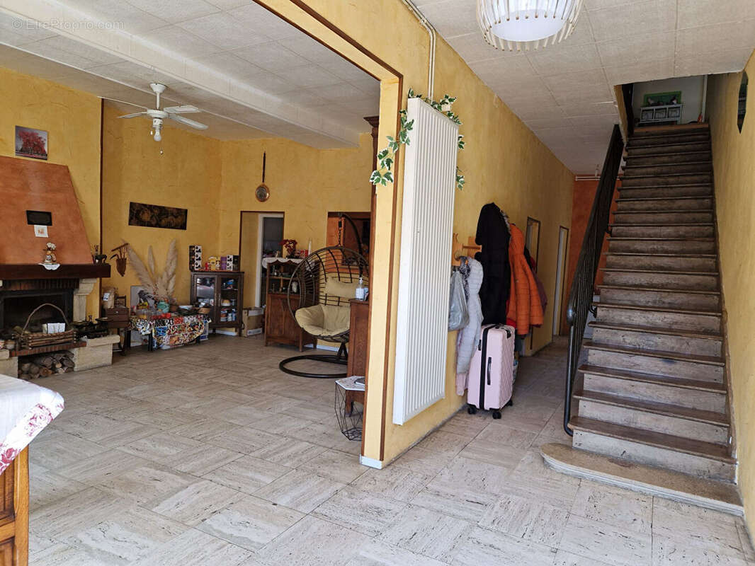 Maison à POURRAIN