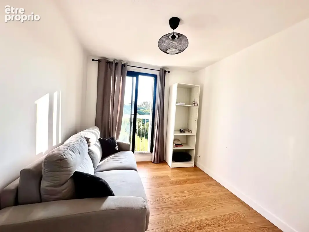 Marseille 12ème, T4 de 90m2 + Terrasse + Places de parking + Cave + Possibilité de BOX Fermé EN SUS - photo 8