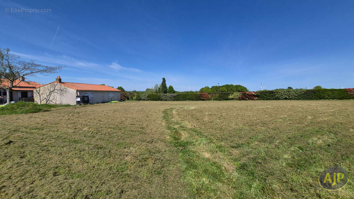Maison à LA LIMOUZINIERE