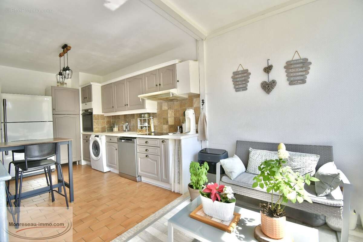 Appartement à LE CANNET