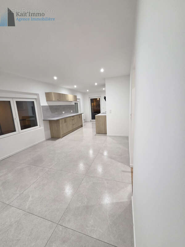 Appartement à MANOM