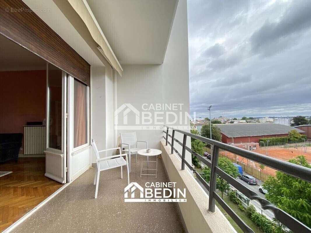 Appartement à BORDEAUX