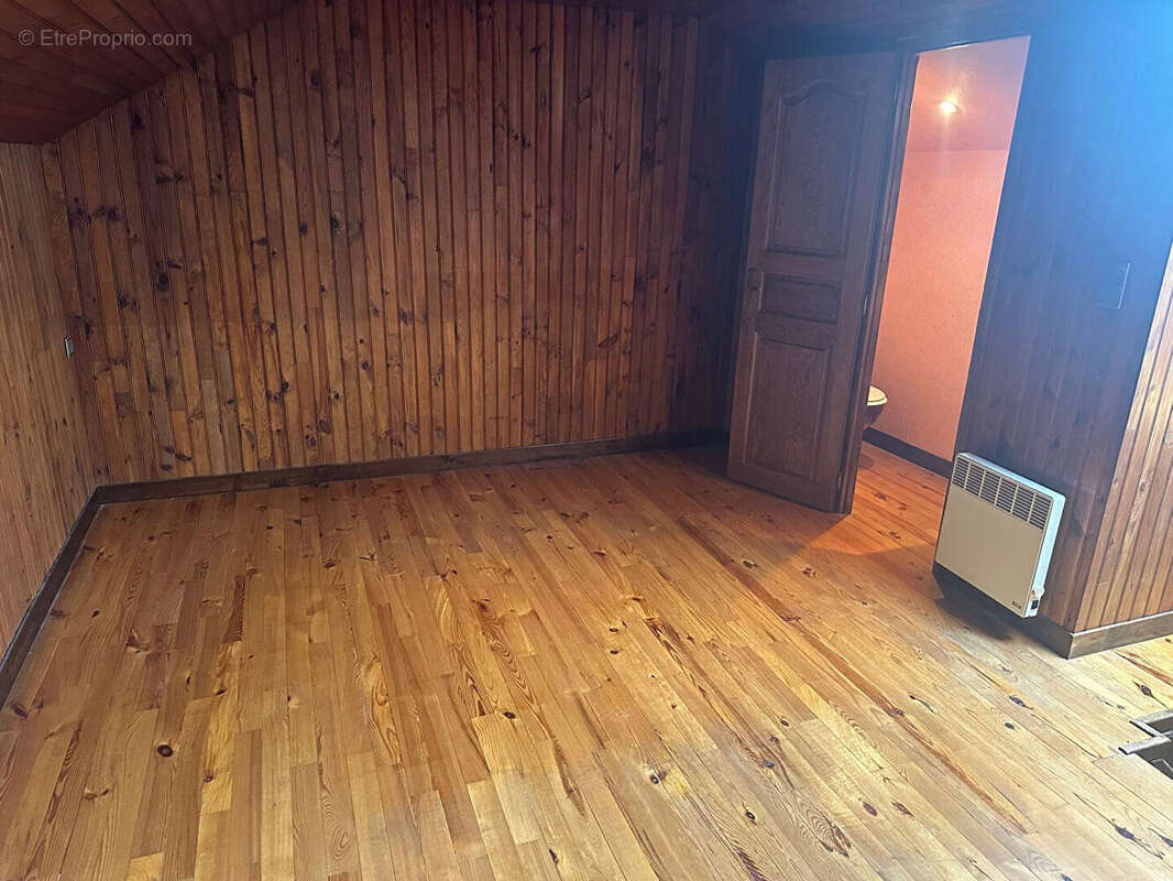 Maison à DOMBASLE-EN-XAINTOIS