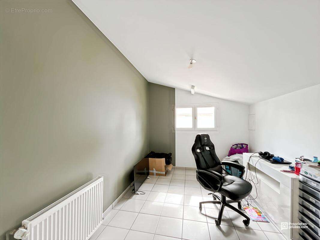 Maison à SAINT-MEDARD-EN-JALLES