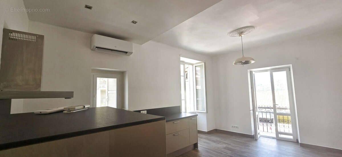 Tres bel appartement 2 chambres  et balcons à Propriano - photo 3