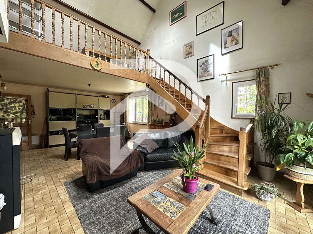 Maison à SOREL-MOUSSEL