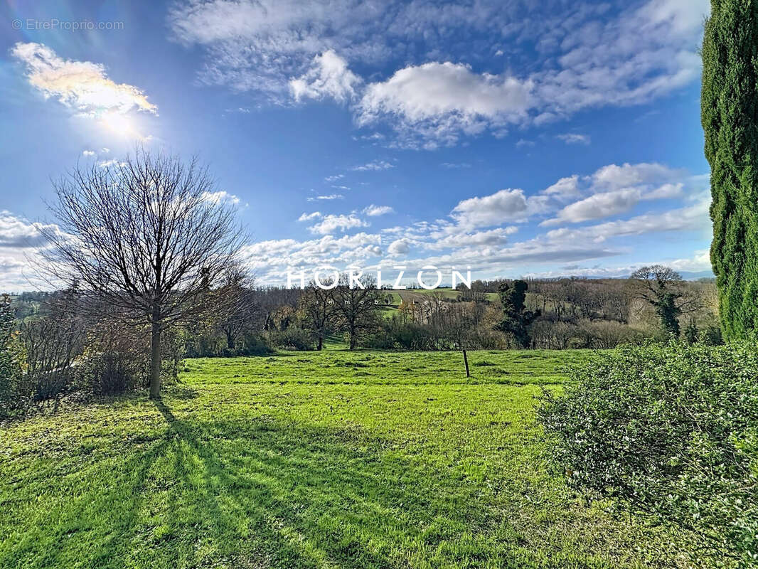 Maison à PEYZIEUX-SUR-SAONE
