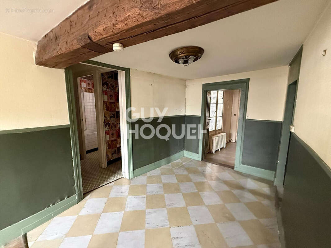 Appartement à COMPIEGNE