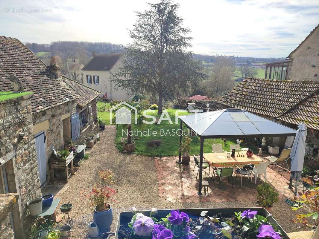 Photo 3 - Maison à SAINT-GENGOUX-LE-NATIONAL