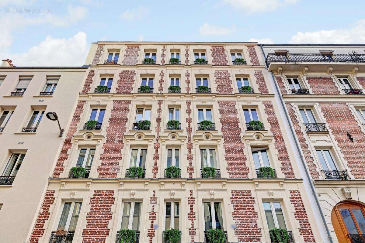 Appartement à PARIS-20E