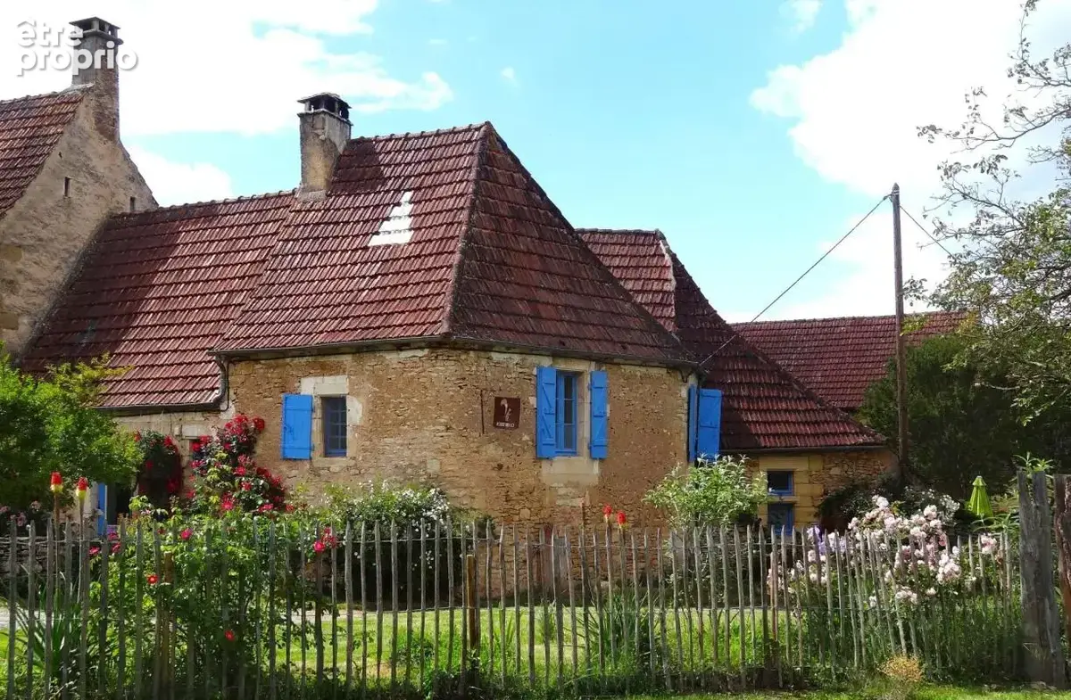 Propriété en pierre rénovée avec maison, 3 gîtes, bassin de détente et fort potentiel locatif – Périgord Noir - photo 20