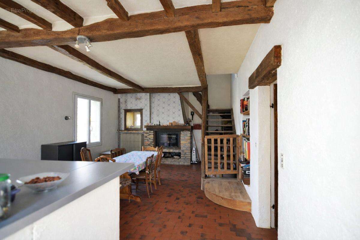 Maison à FRESNE-SAINT-MAMES