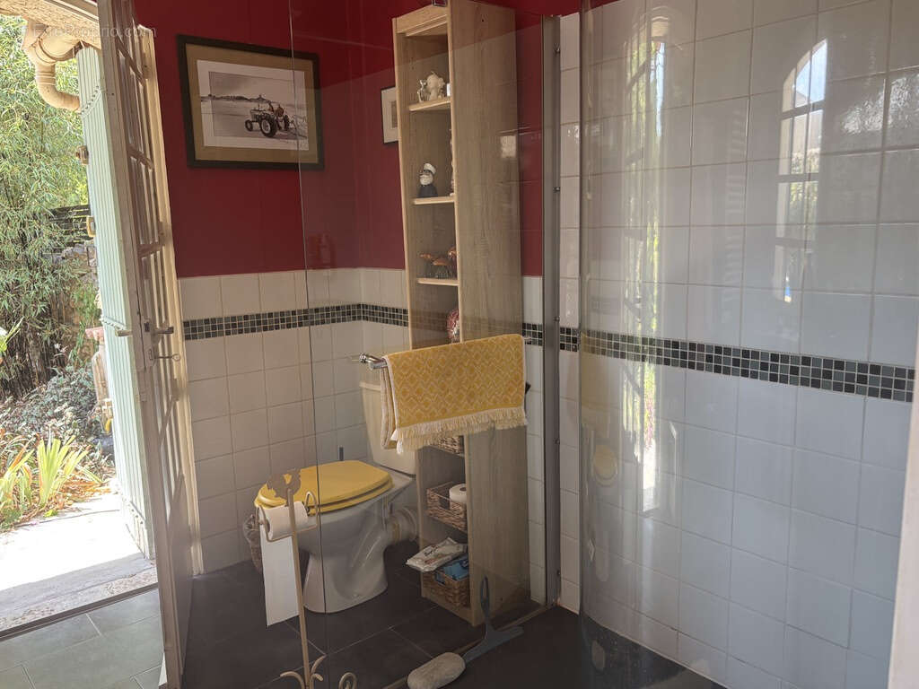 Maison de plain pied, centre ville Orange, 53 m2 habitables, sur terrain constructible de + de 500 m2 - photo 7