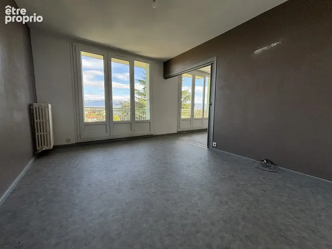 Appartement 4 pièces 66 m² à vendre à Romans-Sur-Isere (26100) - photo 1