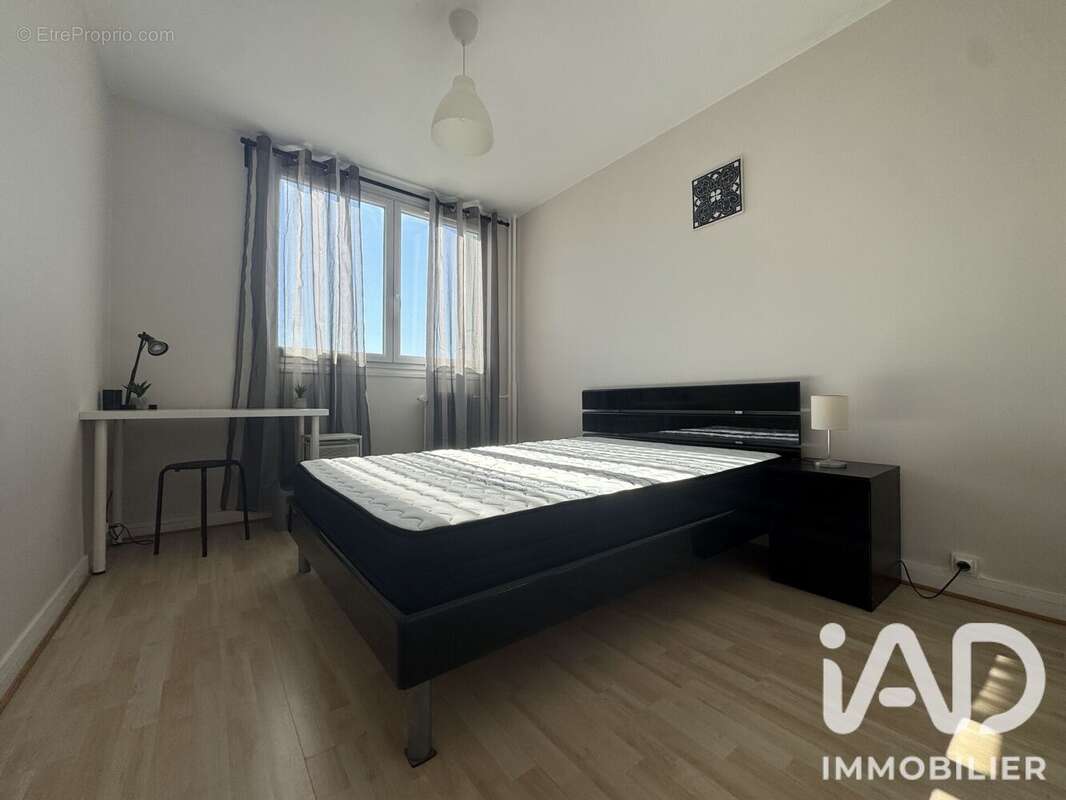Appartement 73 m² à Tours  - photo 4