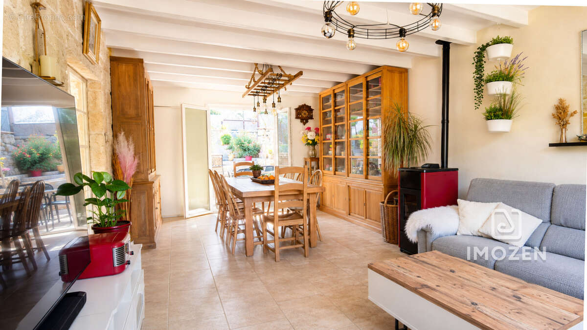 Maison à FLASSANS-SUR-ISSOLE