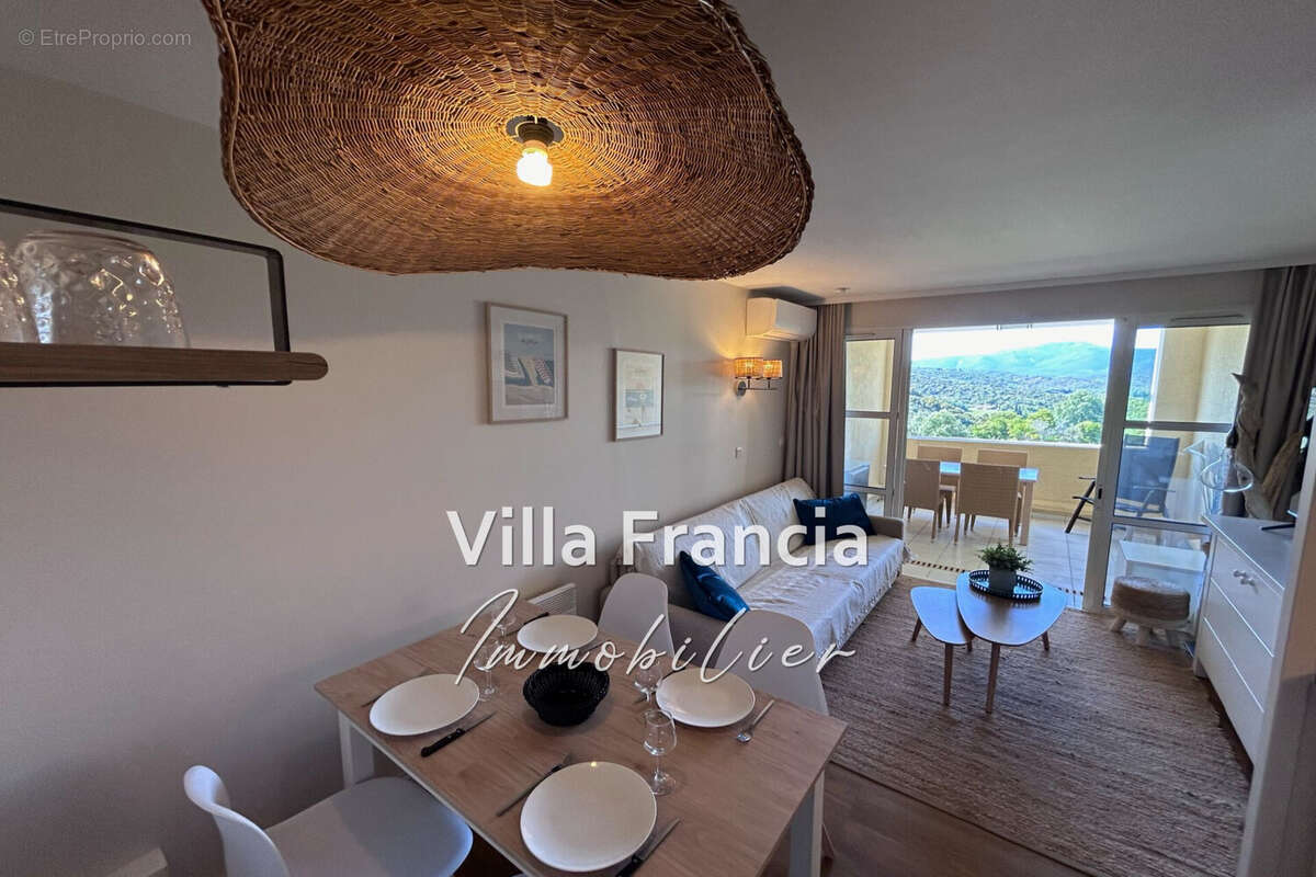 Appartement à SAINT-RAPHAEL