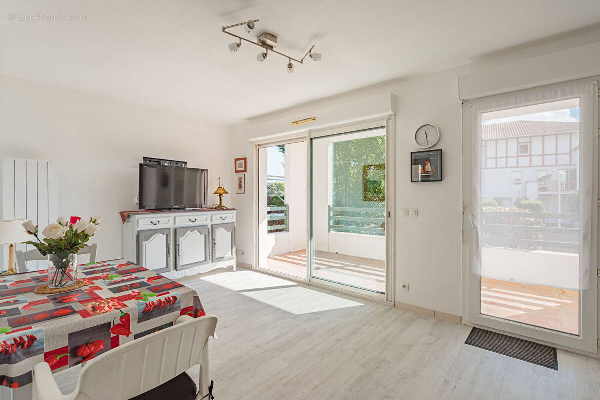 Appartement à USTARITZ