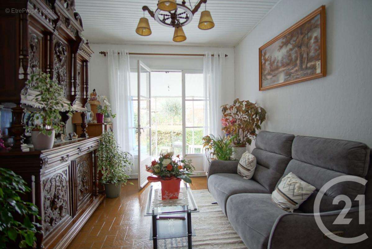 Maison à BONNEUIL-SUR-MARNE