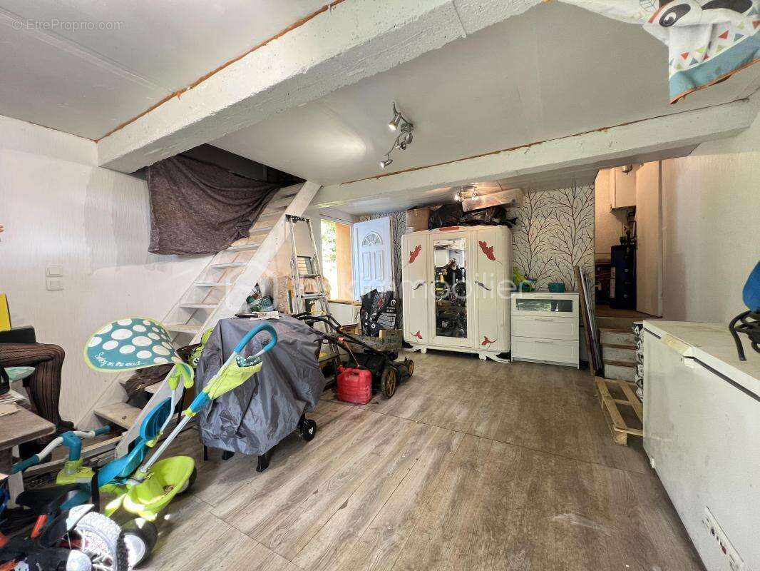 Maison à DIGES