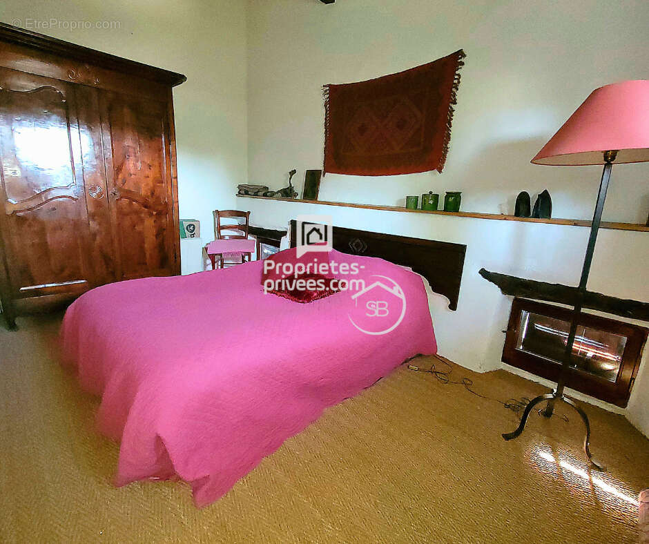 Maison à SAINT-ANDRE-DE-CRUZIERES