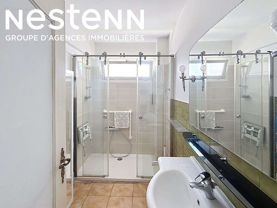 Appartement à VALLAURIS