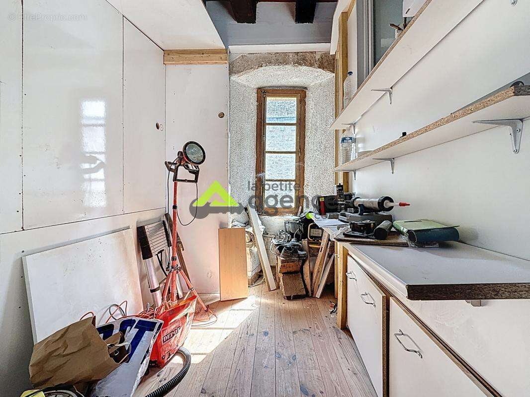 Appartement à SAINT-VAURY