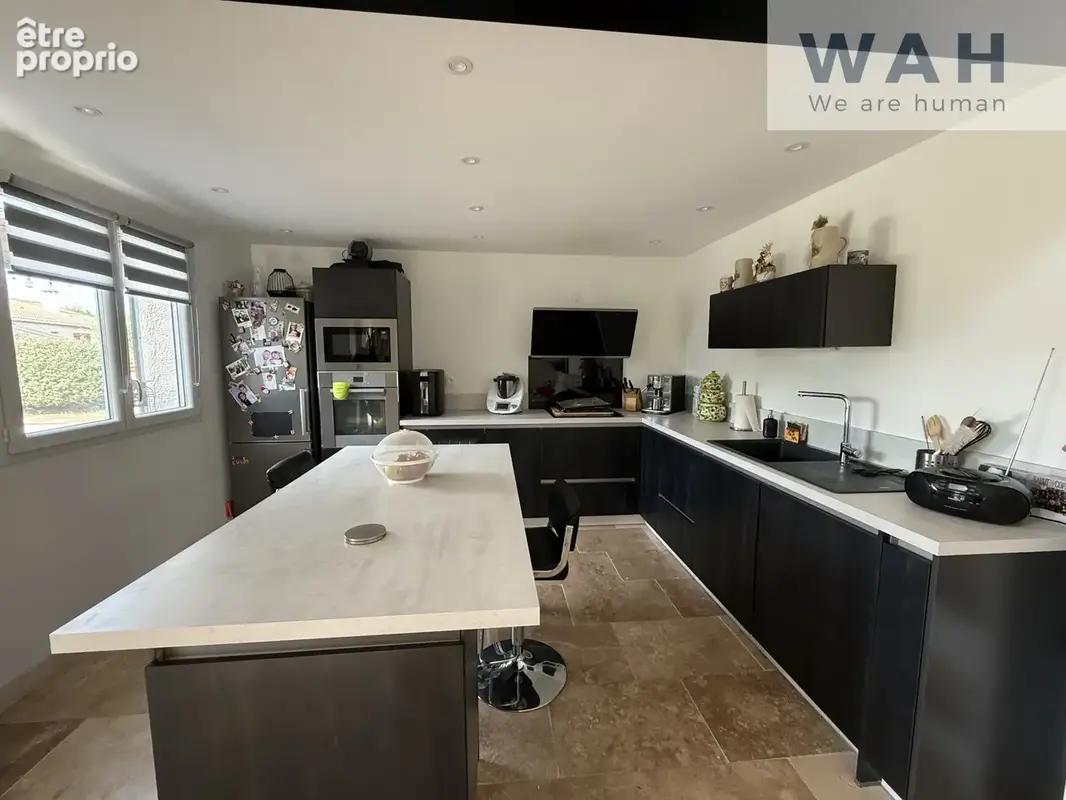 Maison 8 pièces de 219 m2 avec piscine, garage et logement indépendant à Rodilhan - photo 12