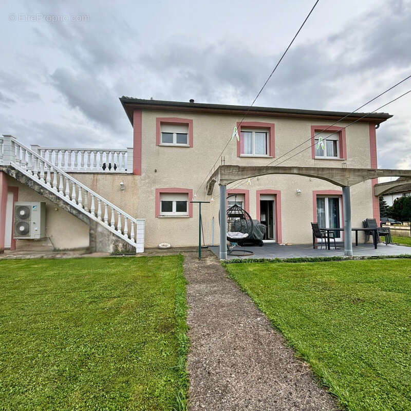 Maison à MORHANGE