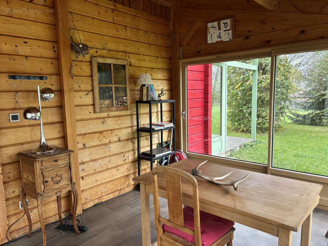 Maison à AUTRY-ISSARDS