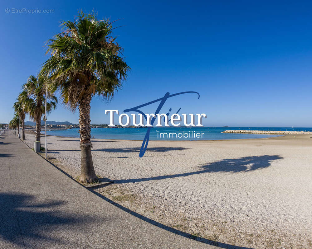 Appartement à SANARY-SUR-MER