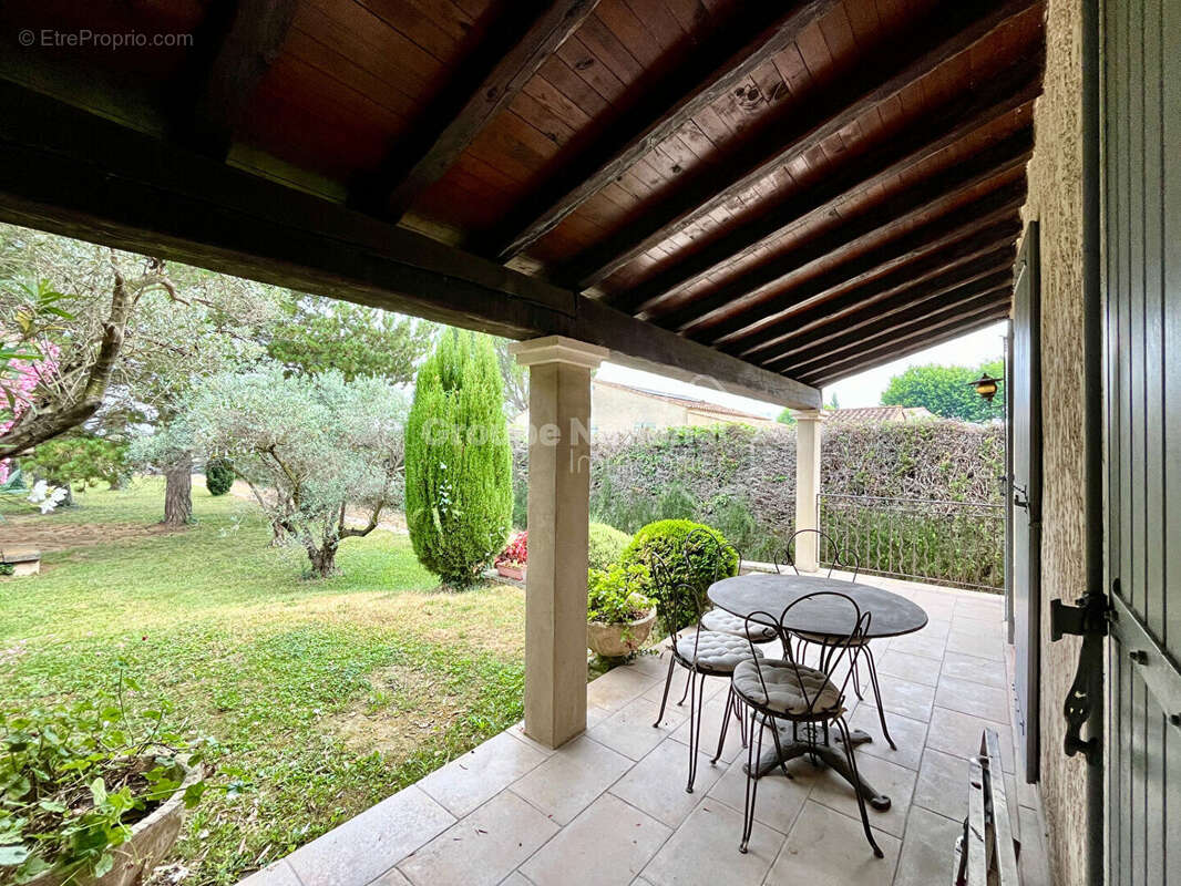 Exclusivité : Maison 4 chambres avec jardin & Piscine - photo 9