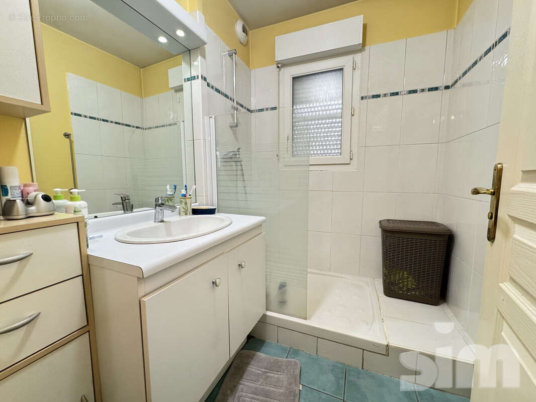 Appartement à VAIRES-SUR-MARNE