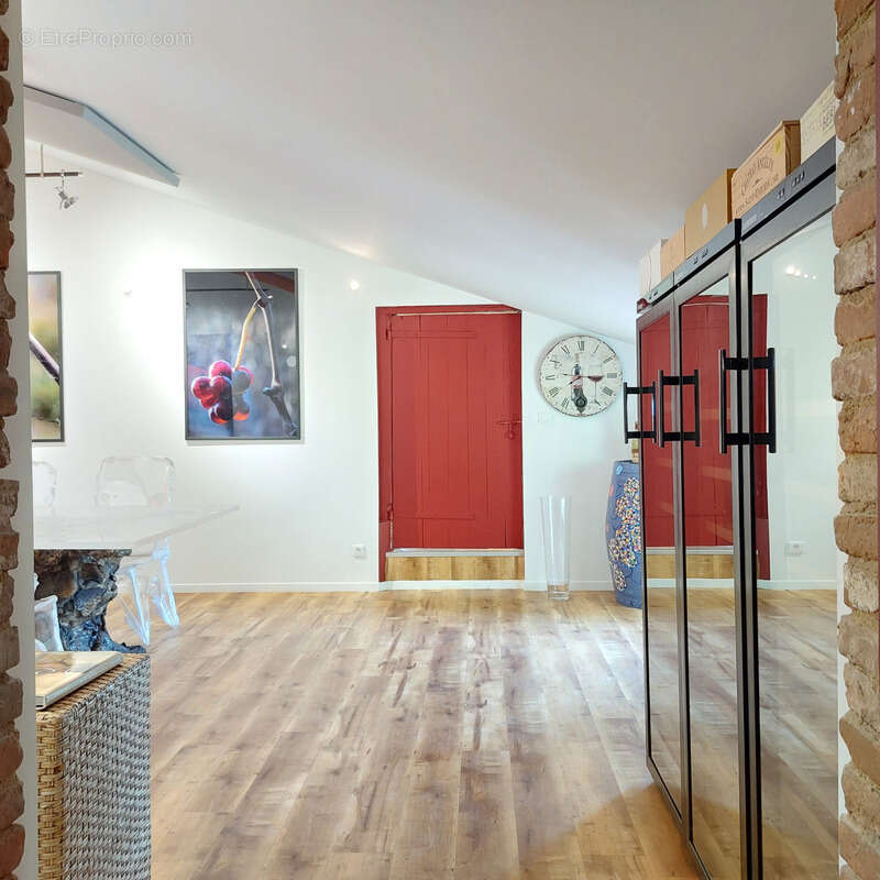 Maison à vendre 13 pièces MONTAUBAN (82), salle de reception, parking, bureaux, cave, dépendances,  parc de 8000m2, 2 entrées in - photo 33