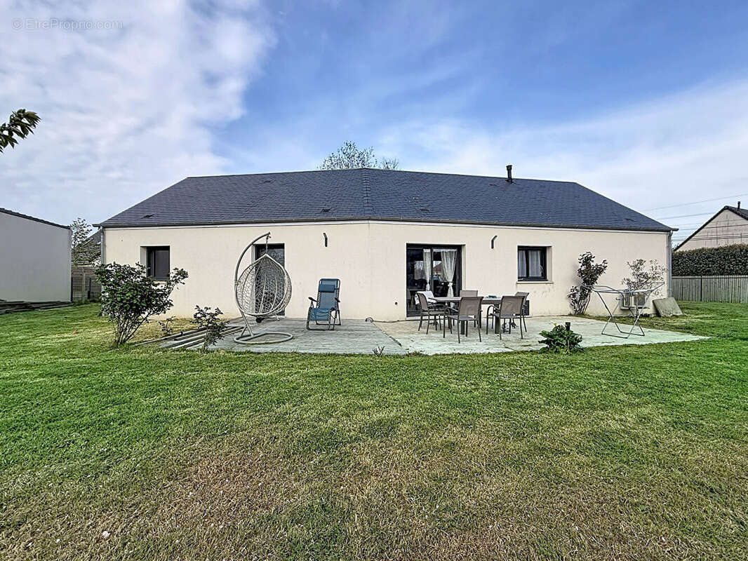 Maison à SAINT-VAAST-EN-AUGE